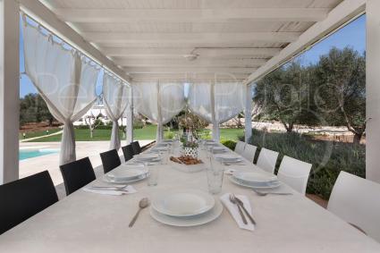 The poolside gazebo allows you to have lunch and dinner outdoors