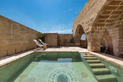 Charming villa for luxury holidays near Gallipoli